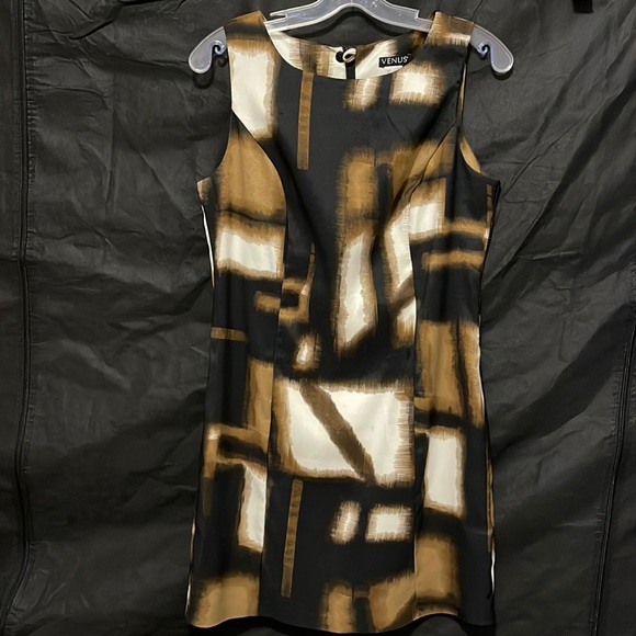 VENUS dress - Picture 1 of 4